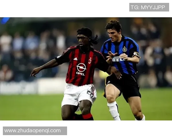 荷兰足球巨星盘点：那些在绿茵场上闪耀的传奇人物